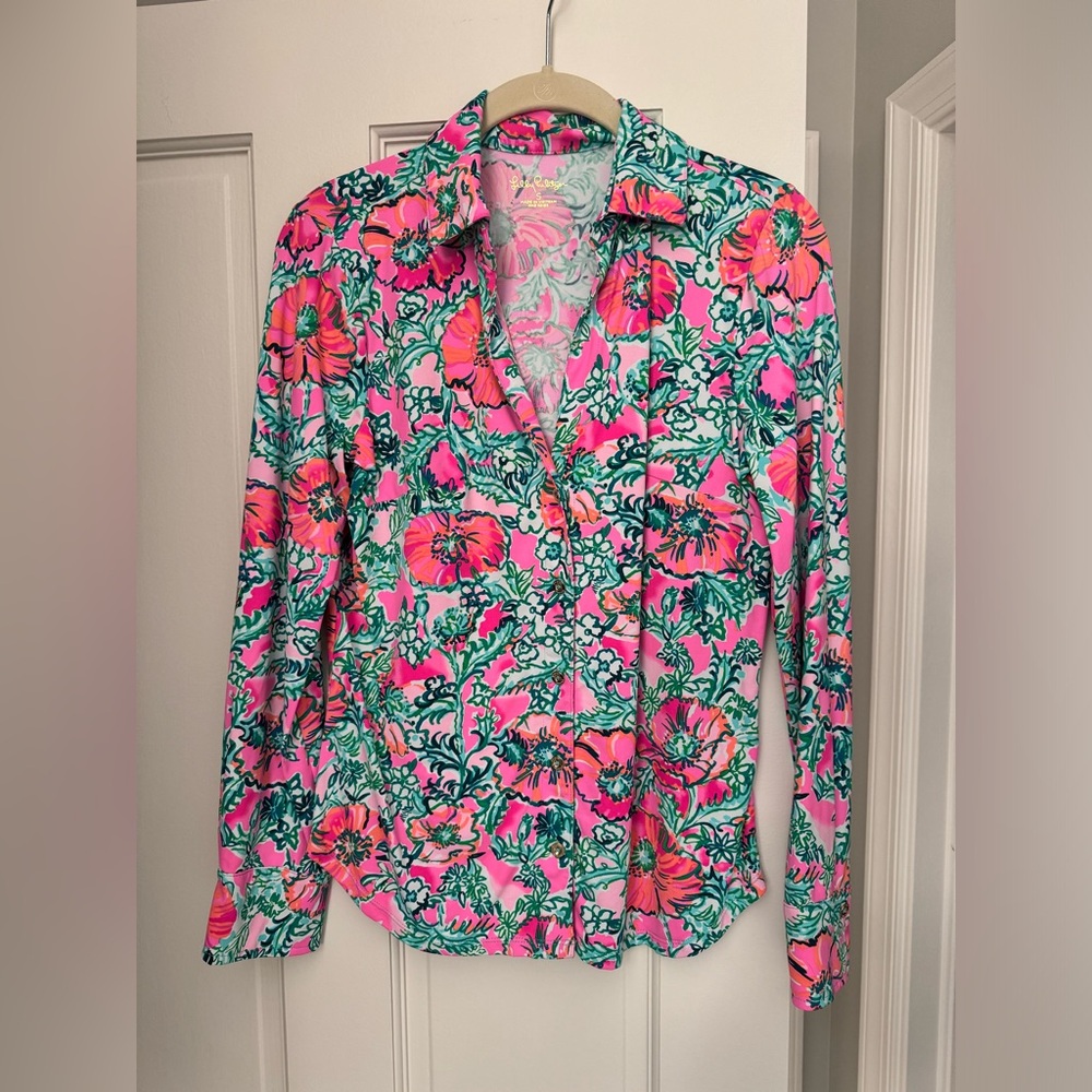 Lilly Pulitzer button down top
